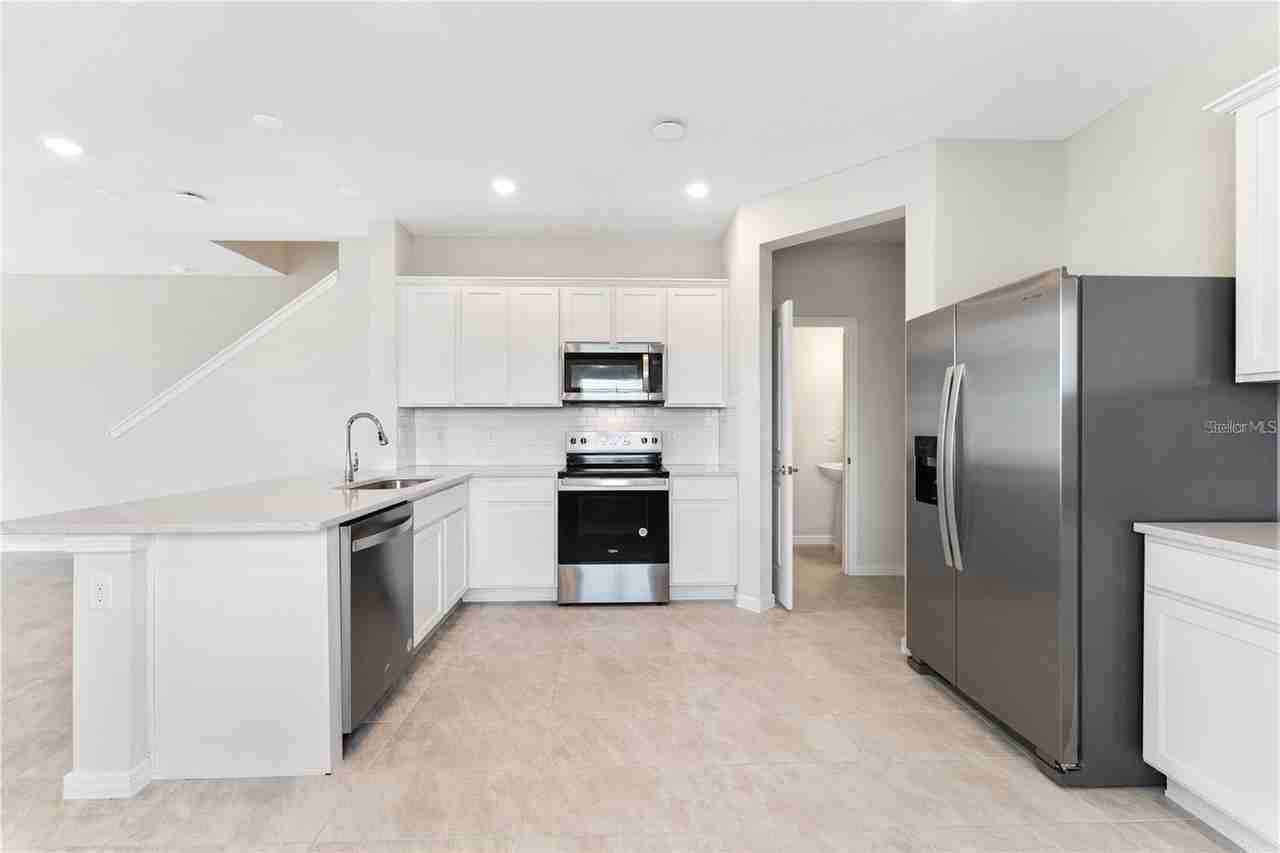 2326 Vision St - Photo 6 of 33