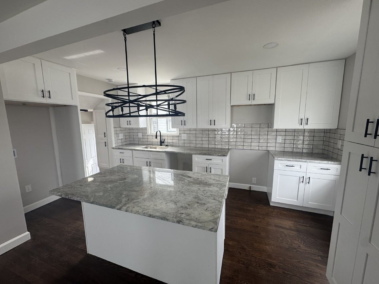 3324 Greenfield Rd - Photo 2 of 14