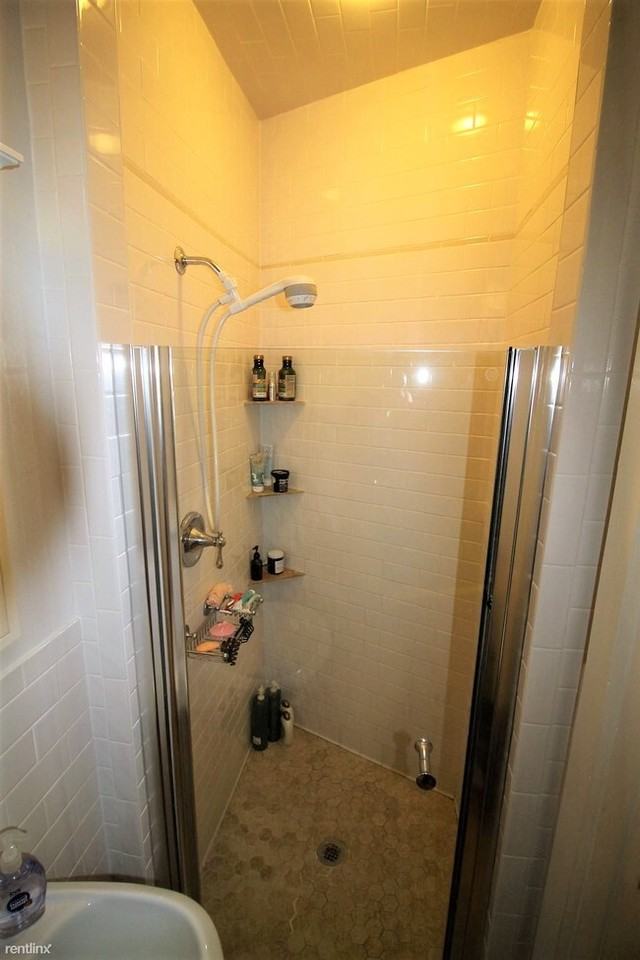 54 Dwight St #5 - Photo 3 of 15