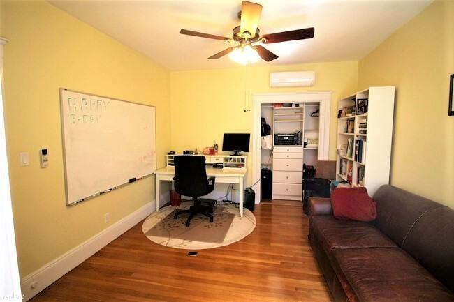 54 Dwight St #5 - Photo 4 of 15
