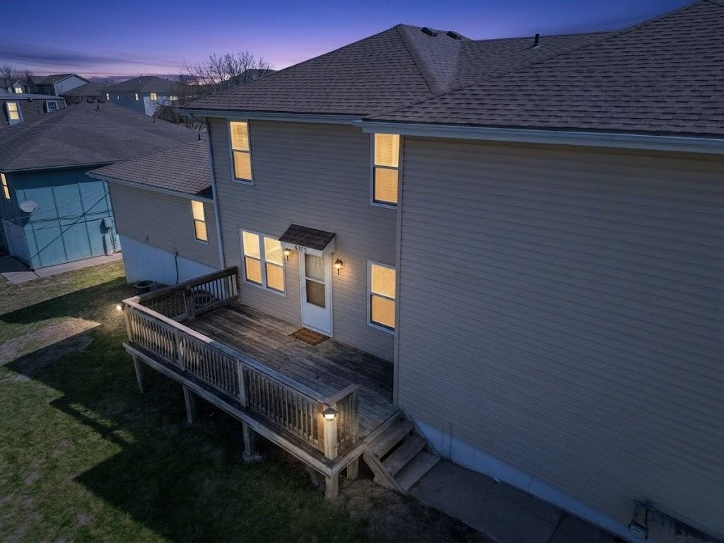 11008 Nw Crooked Rd Apt C - Photo 3 of 17