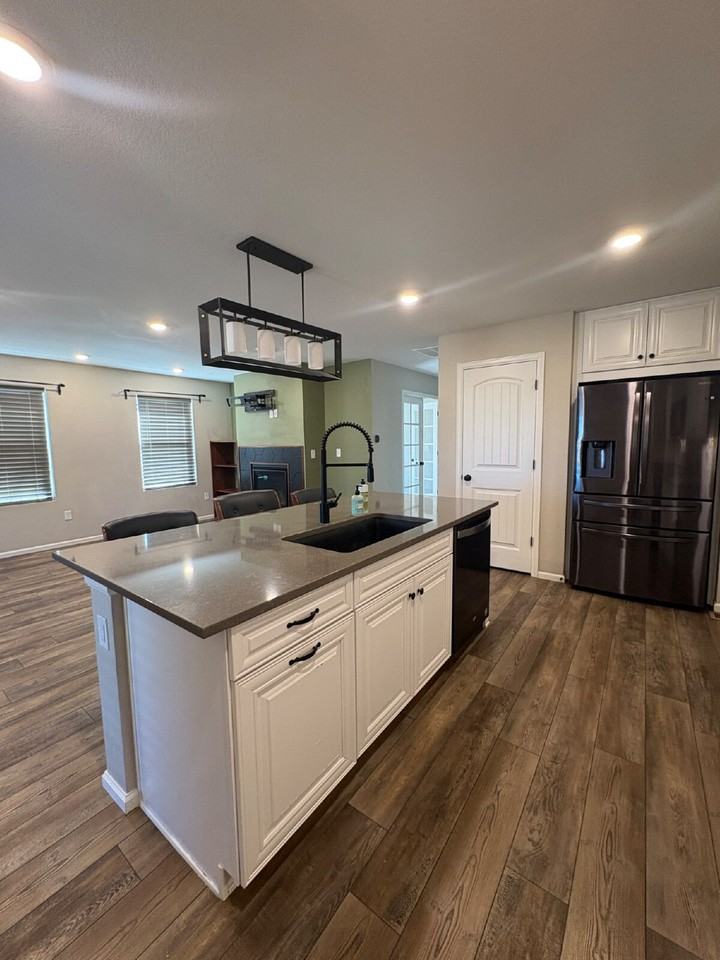 4653 N Bend Way - Photo 4 of 19