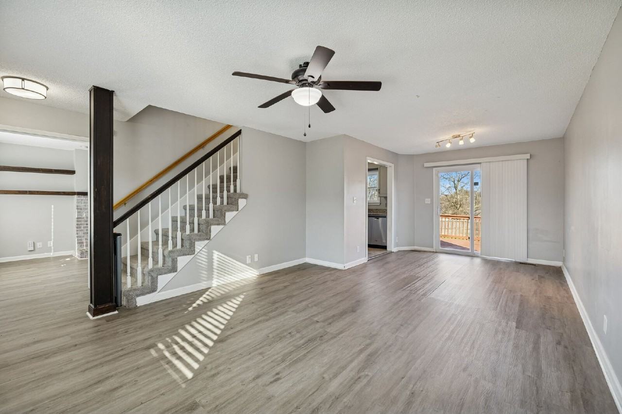 342 Brook Mead Dr - Photo 5 of 31