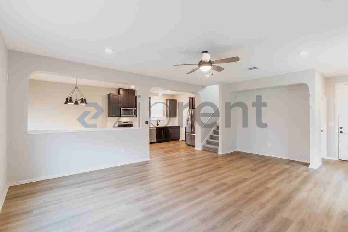 6420 Carriage Pines Dr - Photo 2 of 25