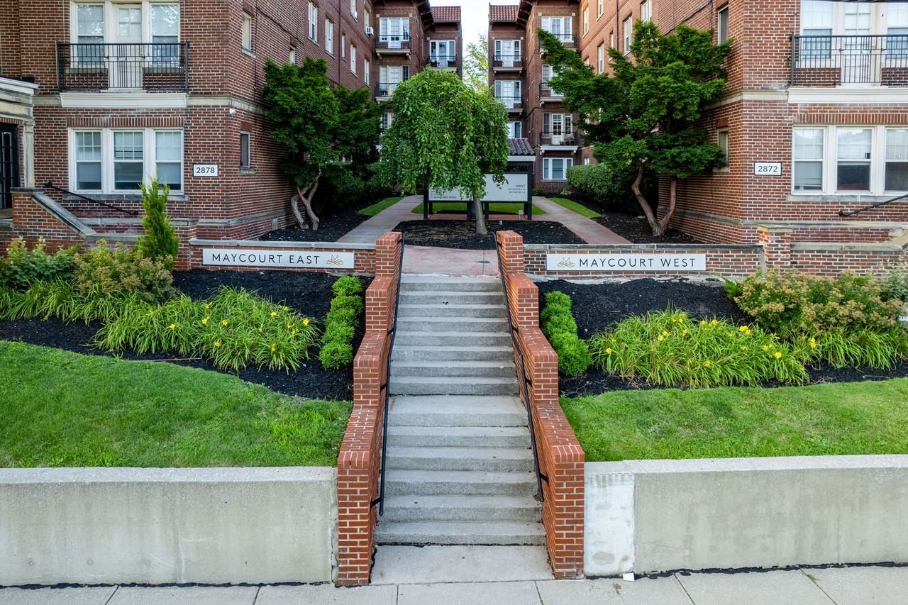 Maycourt Apartments - Photo 5 of 50