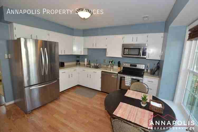 179 S Southwood Ave - Photo 2 of 26