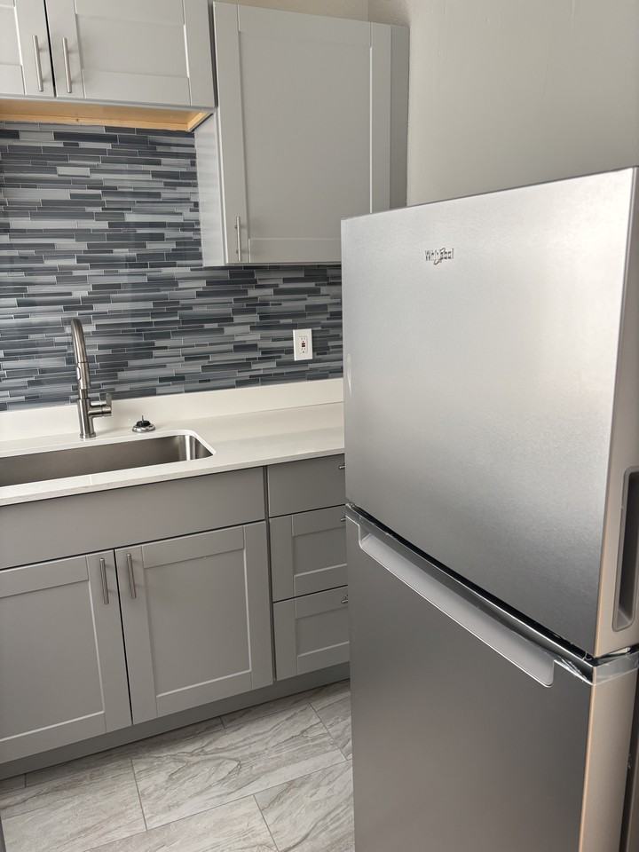 1115 N Logan St #106 - Photo 2 of 40