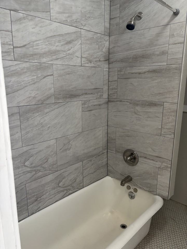 1115 N Logan St #106 - Photo 6 of 40