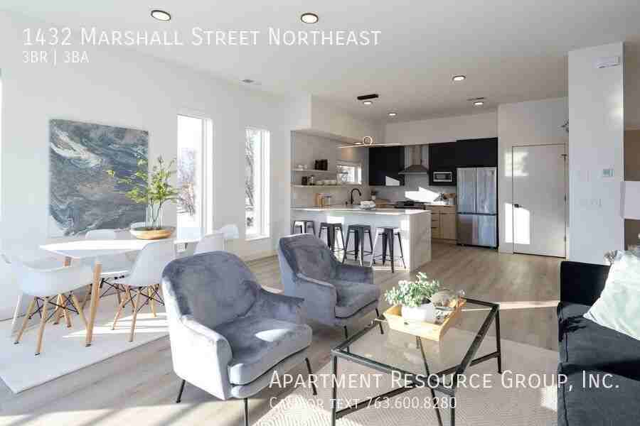 1432 Marshall St Ne #1432 - Photo 3 of 21