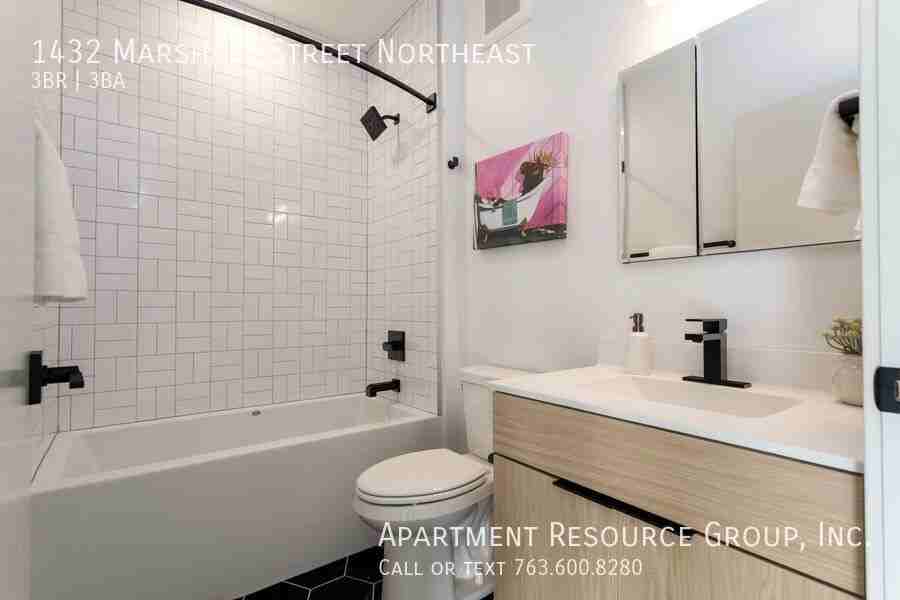 1432 Marshall St Ne #1432 - Photo 7 of 21