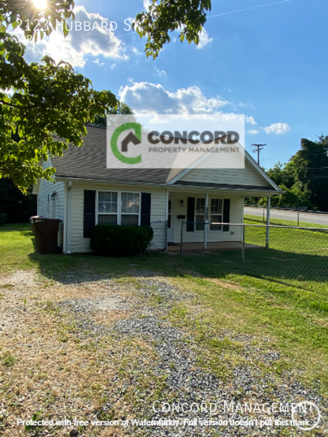 2123 Hubbard St - Photo 2 of 17