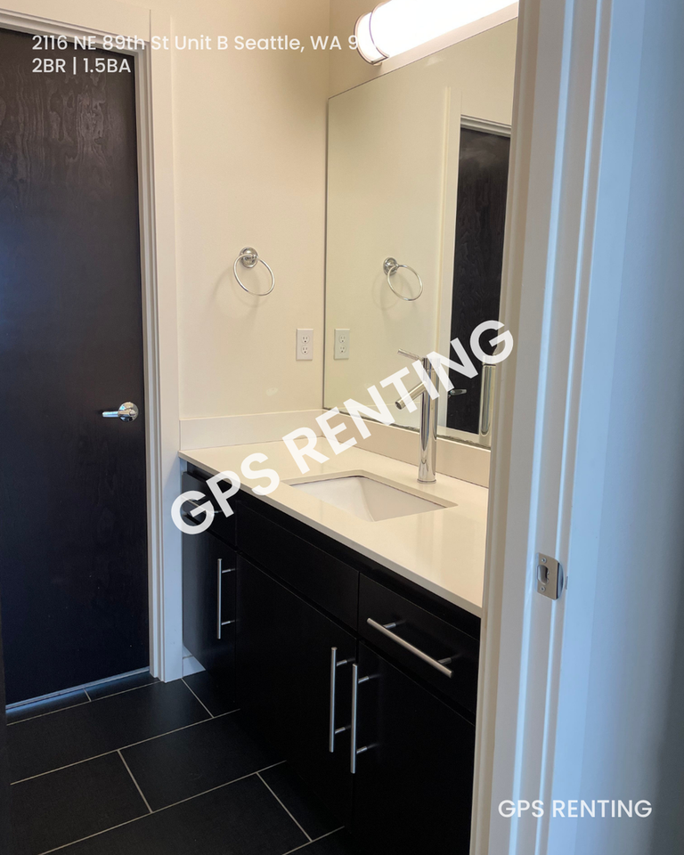 2116 Ne 89th St #B - Photo 5 of 16