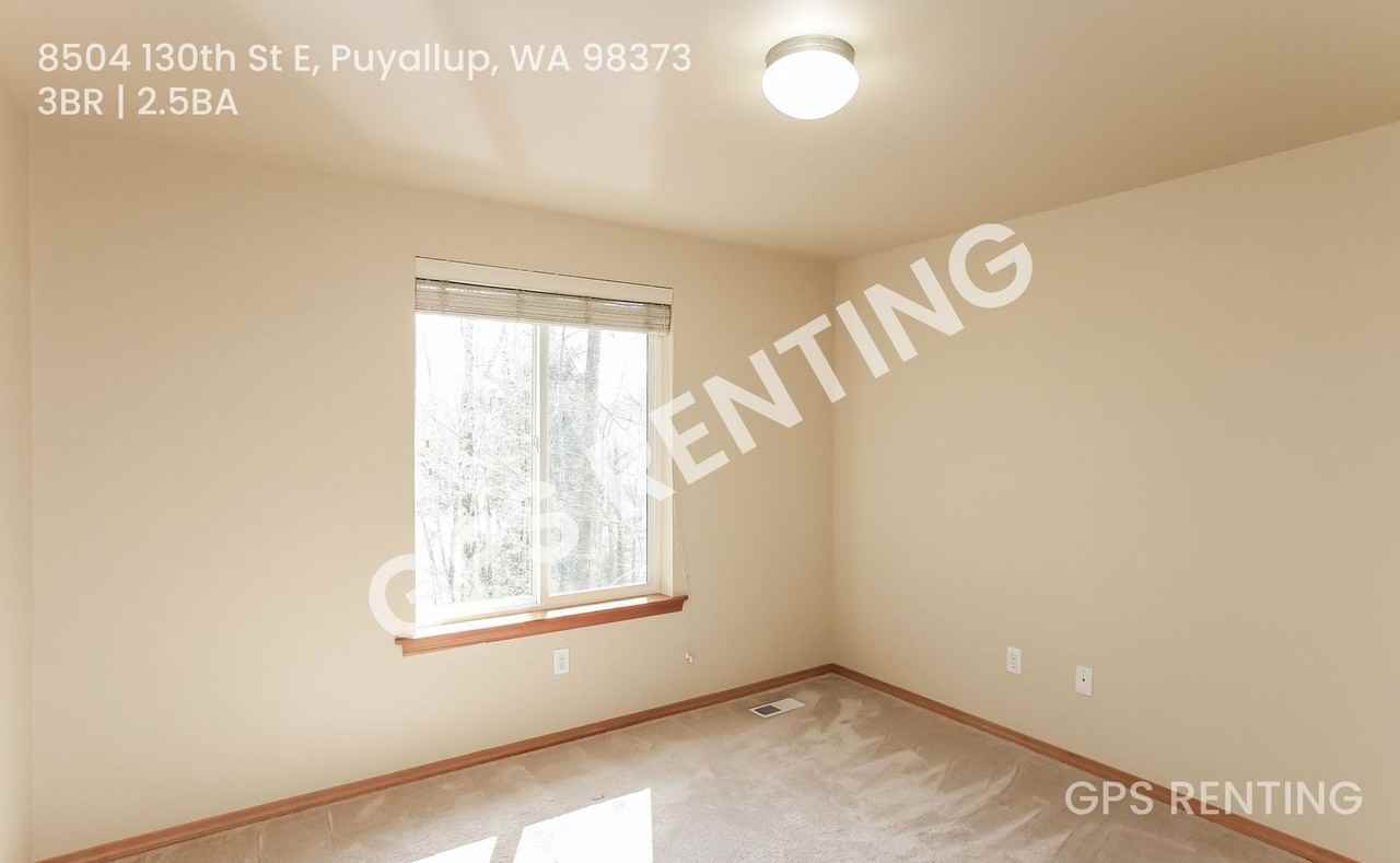 8504 130th St E - Photo 7 of 24