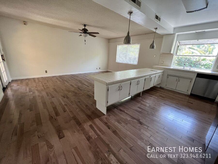 14268 Roblar Pl - Photo 4 of 17