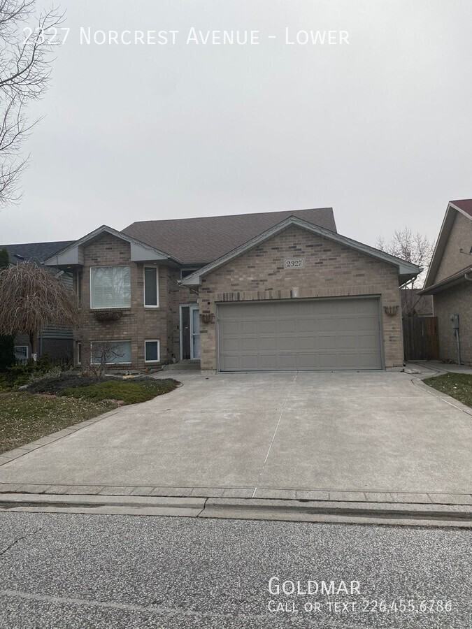 2327 Norcrest Ave #LOWER