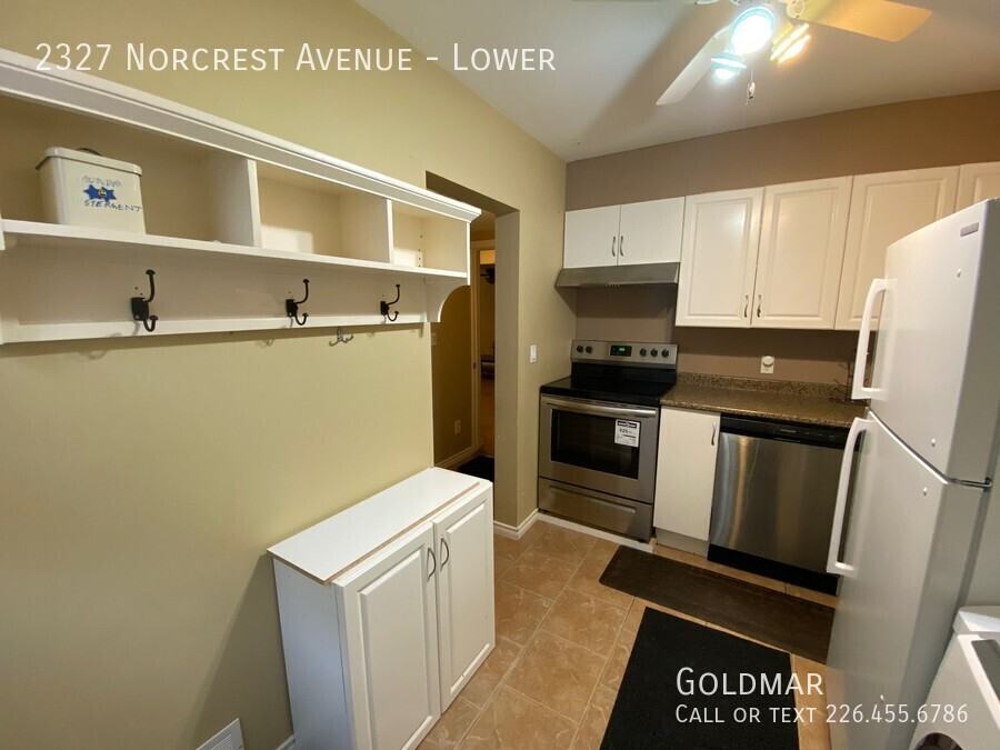 2327 Norcrest Ave - Photo 3 of 13