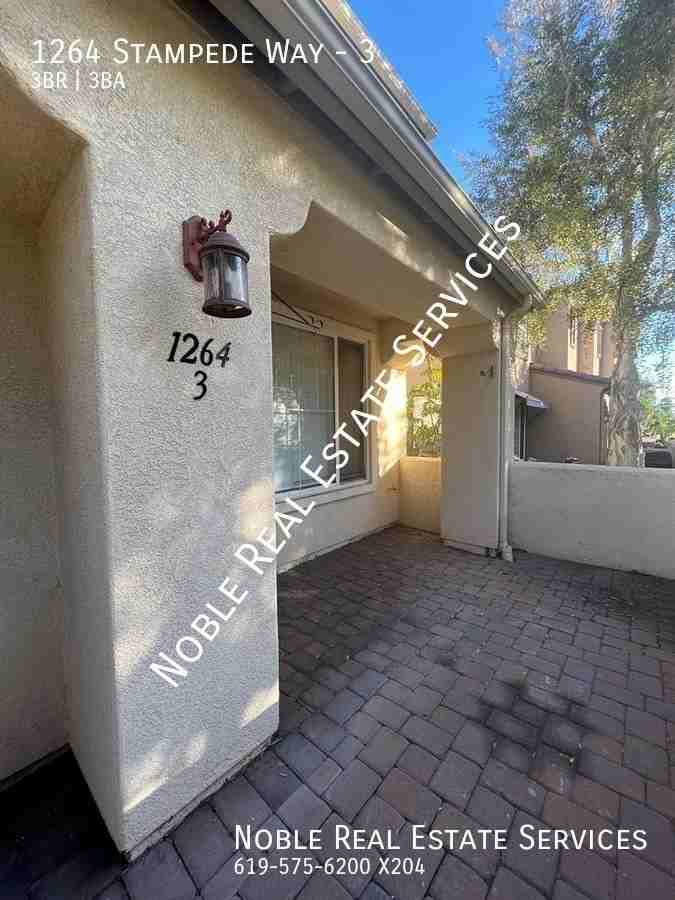 1264 Stampede Way #3 - Photo 3 of 4