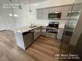 featured image of 1834 W Newcastle Ln