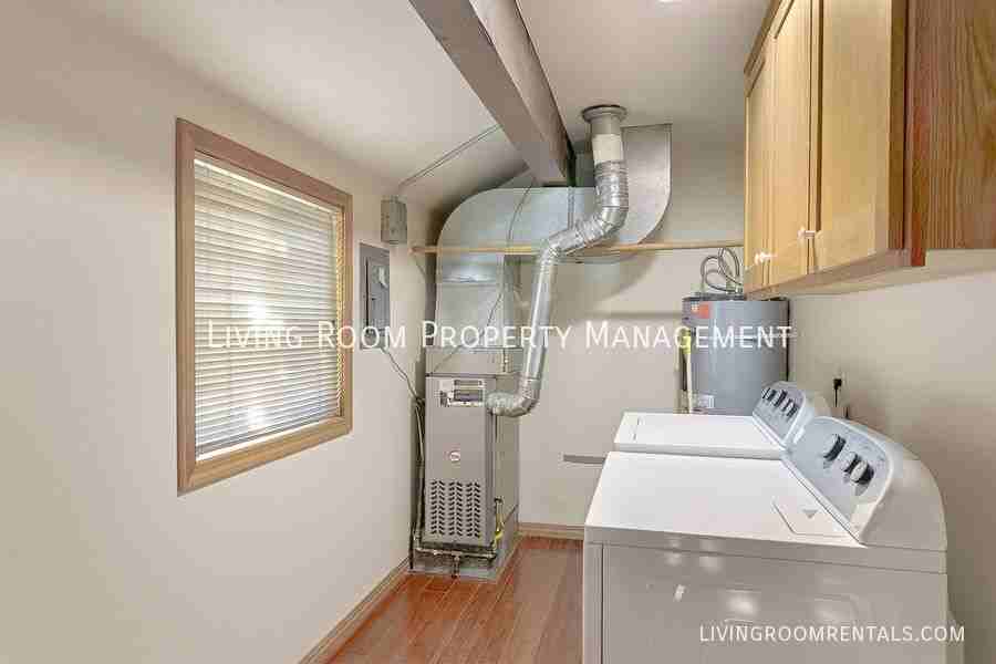 9803 Sw 49th Ave - Photo 5 of 16