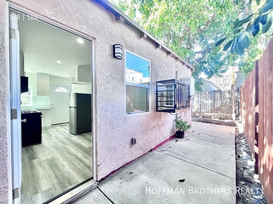 420 N Sierra Bonita Ave #1-4