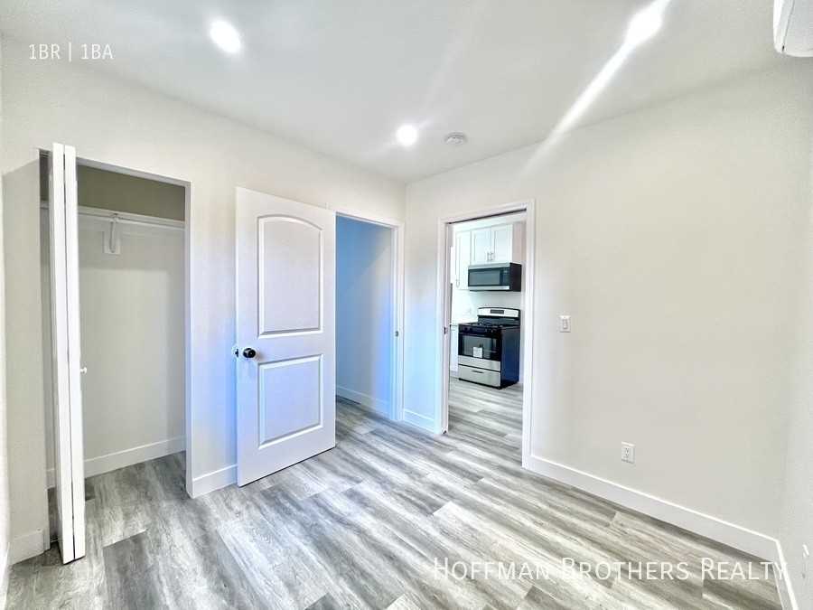 420 N Sierra Bonita Ave #1-4 - Photo 4 of 8