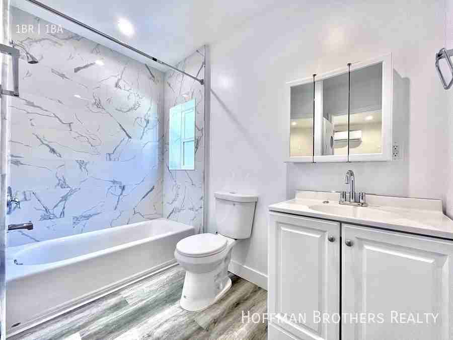 420 N Sierra Bonita Ave #1-4 - Photo 6 of 8