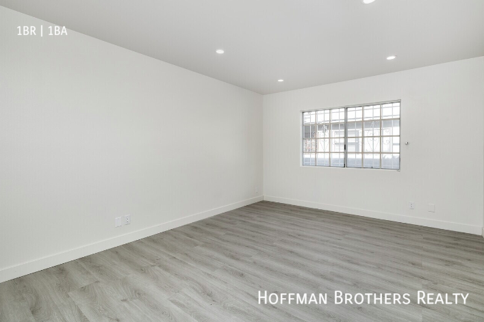 1511 Venice Blvd #4 - Photo 6 of 10