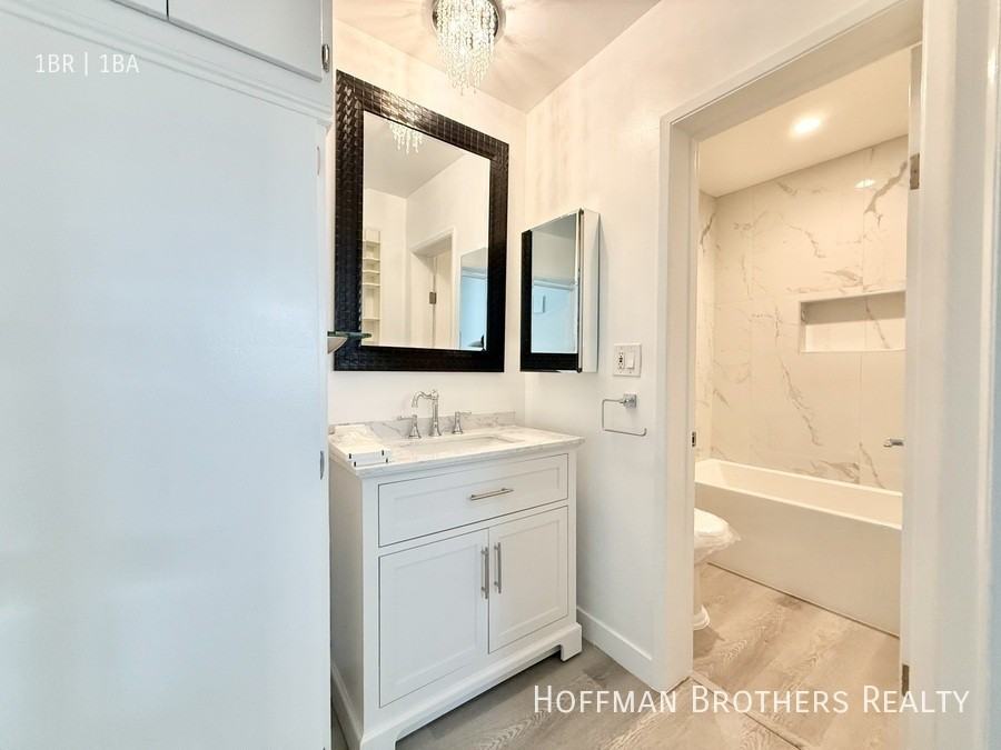1317 N June St #117 - Photo 5 of 6