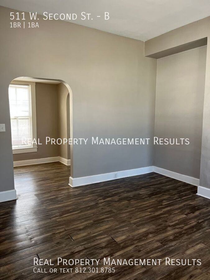 511 W 2nd St #B - Photo 2 of 13