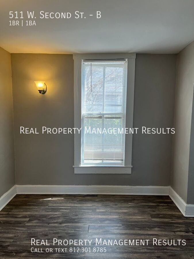 511 W 2nd St #B - Photo 5 of 13