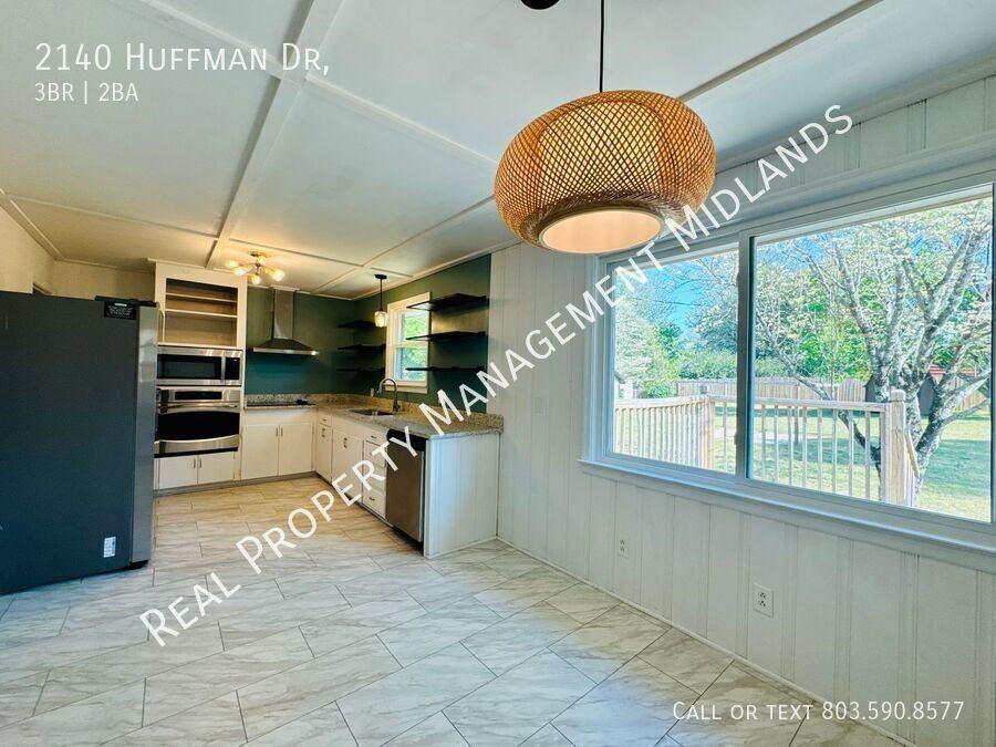 2140 Huffman Dr - Photo 4 of 15