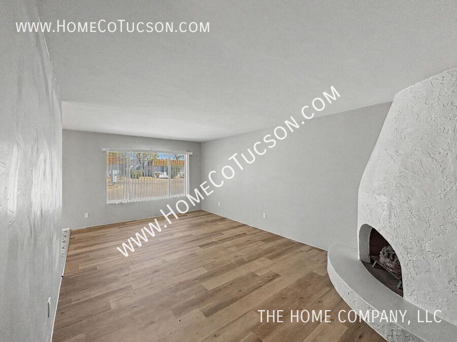 660 E River Rd #U - Photo 6 of 29