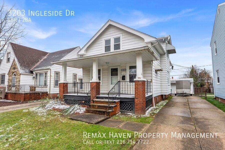 3203 Ingleside Dr - Photo 2 of 30