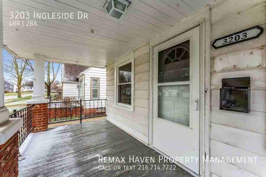 3203 Ingleside Dr - Photo 3 of 30