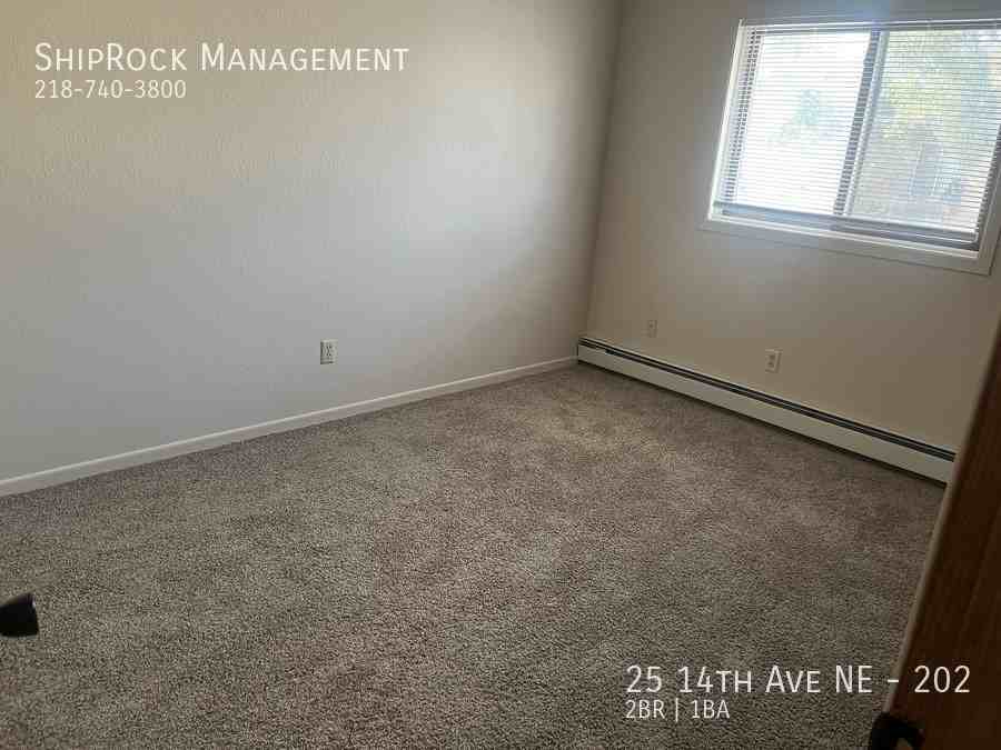 25 14th Ave Ne #202 - Photo 7 of 9