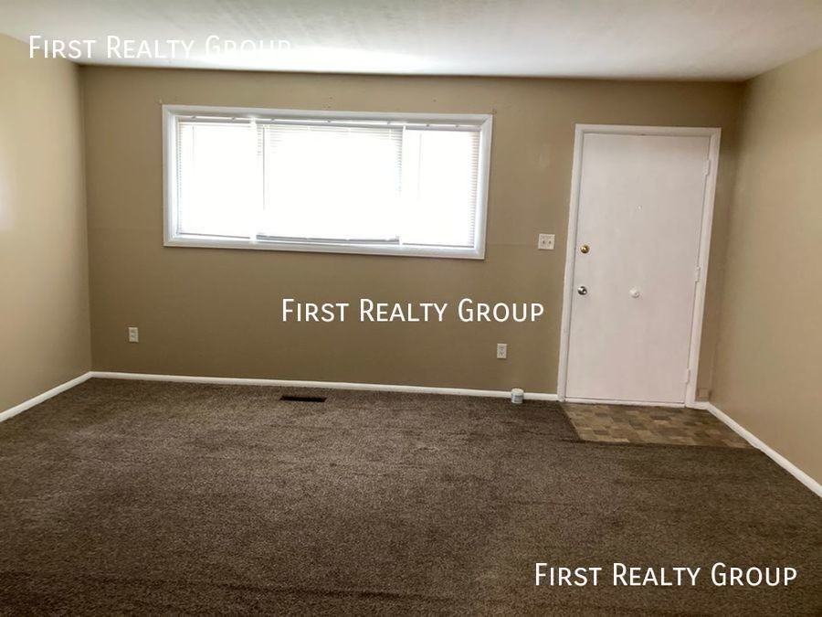 27 Stadia Dr - Photo 2 of 10