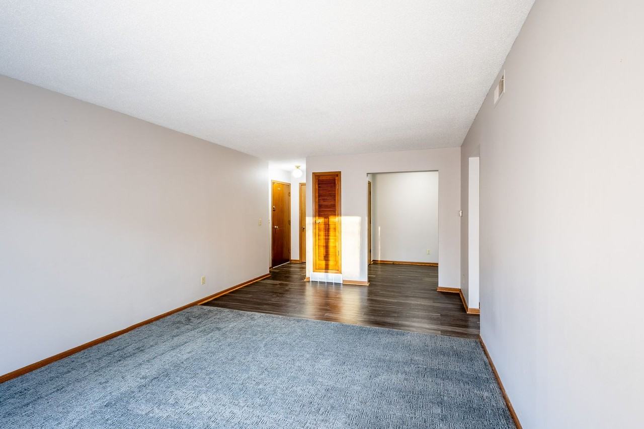 46th Street Apartments - Photo 4 of 25