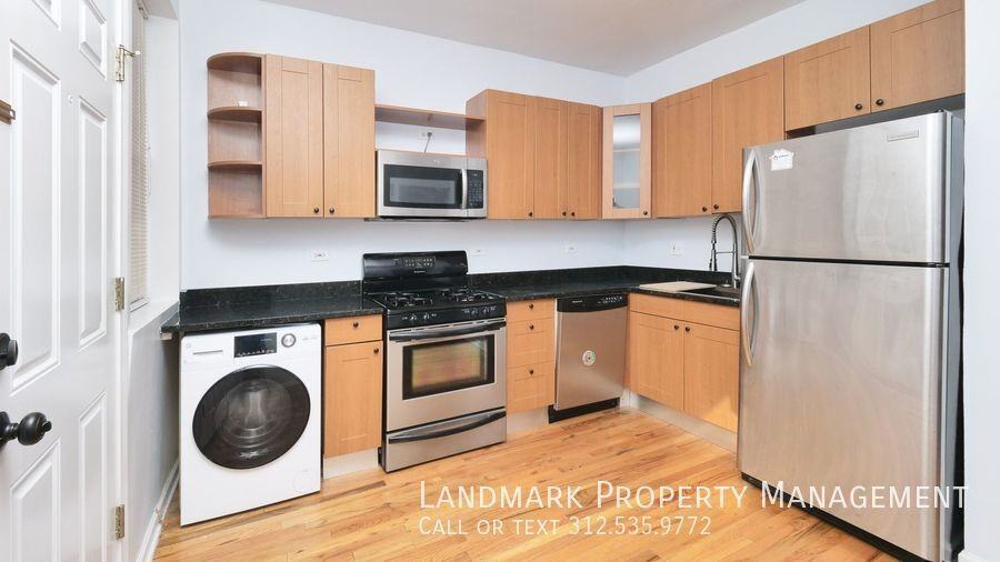 4748 N Washtenaw Ave #2 - Photo 2 of 19