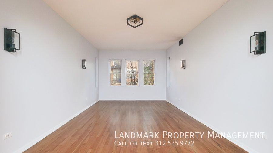 4748 N Washtenaw Ave #2 - Photo 7 of 19