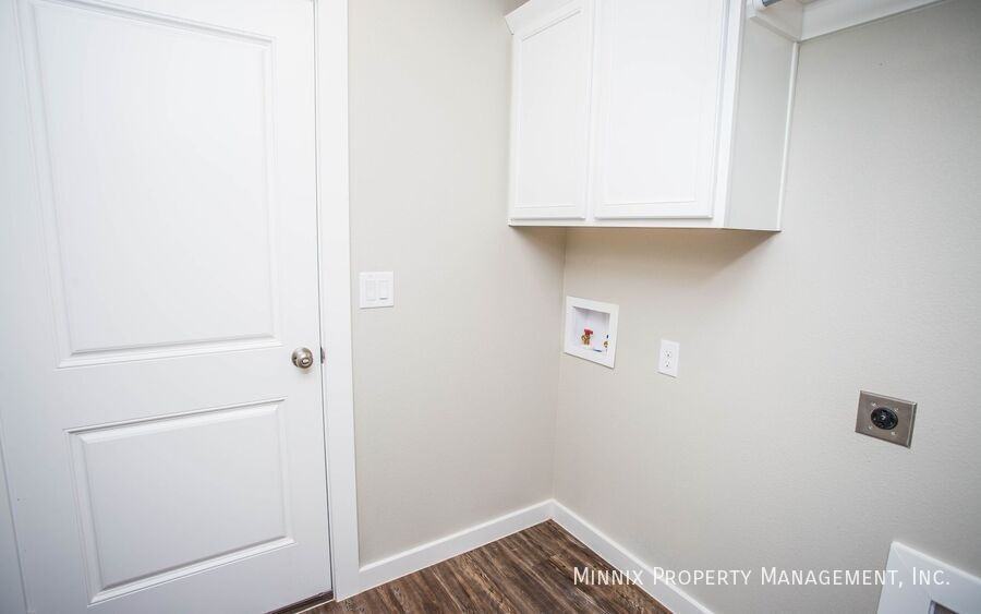 2150 Kirksey Ave - Photo 6 of 40