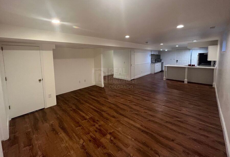 1400 38th Ave - Photo 5 of 16