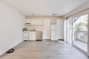 17 Devonshire Blvd #03 - Photo 1 of 1