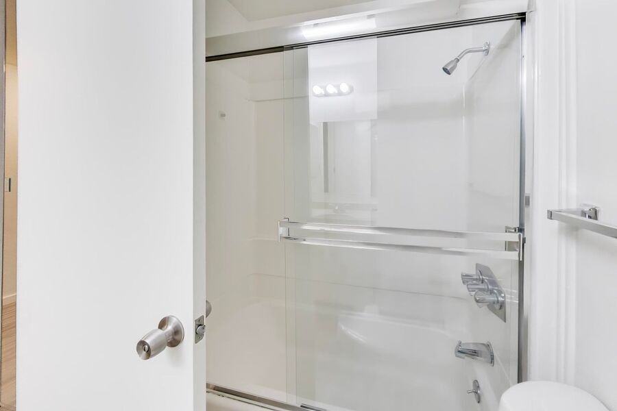 17 Devonshire Blvd #03 - Photo 6 of 17