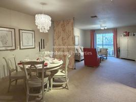 featured image of 11 Arbor Club Dr