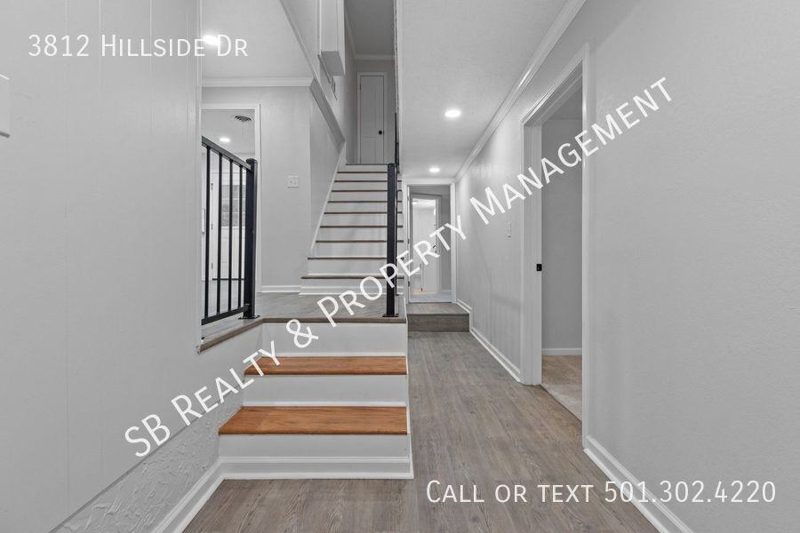 3812 Hillside Dr - Photo 2 of 30