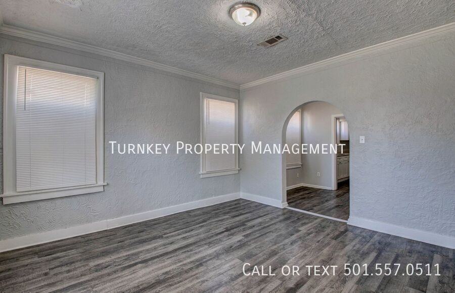 1508 Sycamore St - Photo 5 of 17