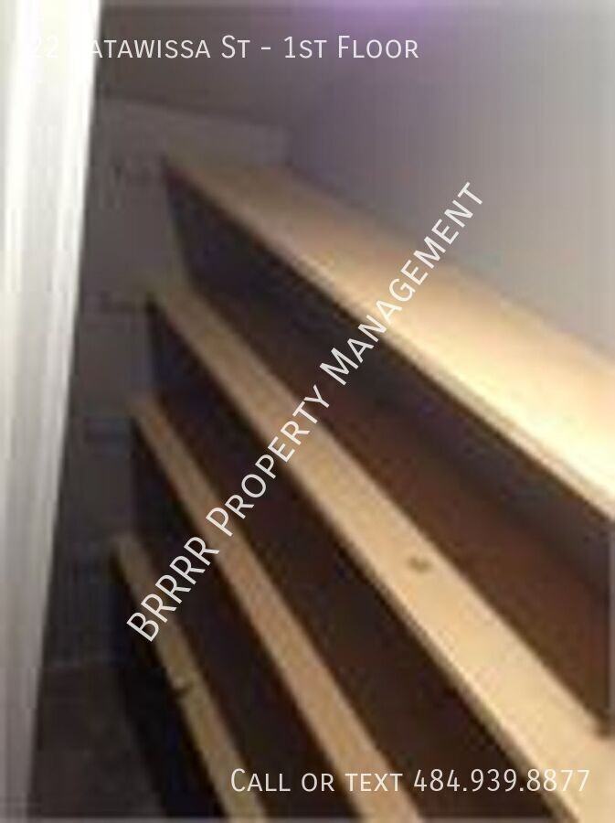 22 Catawissa St #1stFL - Photo 3 of 28