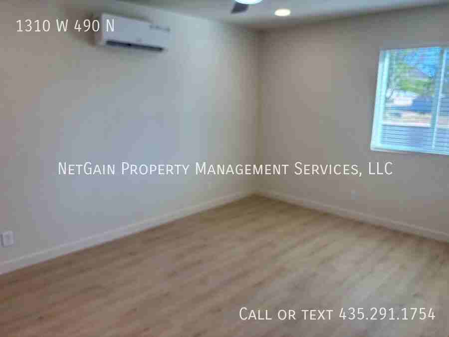 1310 W 490 N - Photo 5 of 9