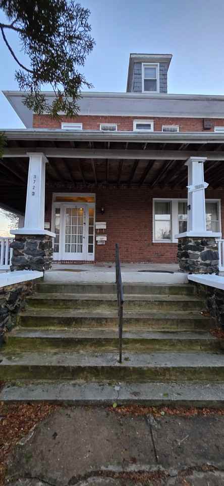 3723 Nortonia Rd #1 - Photo 6 of 11