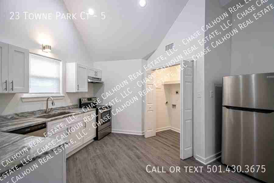 23 Towne Park Ct #5 - Photo 3 of 50